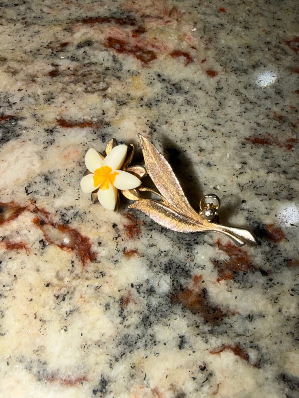 Vintage Gold-Tone Flower Brooch Pin